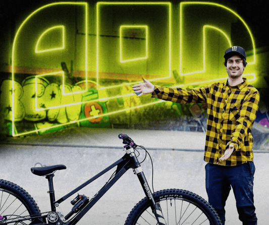 Sam Reynolds Signs With Aon Racing