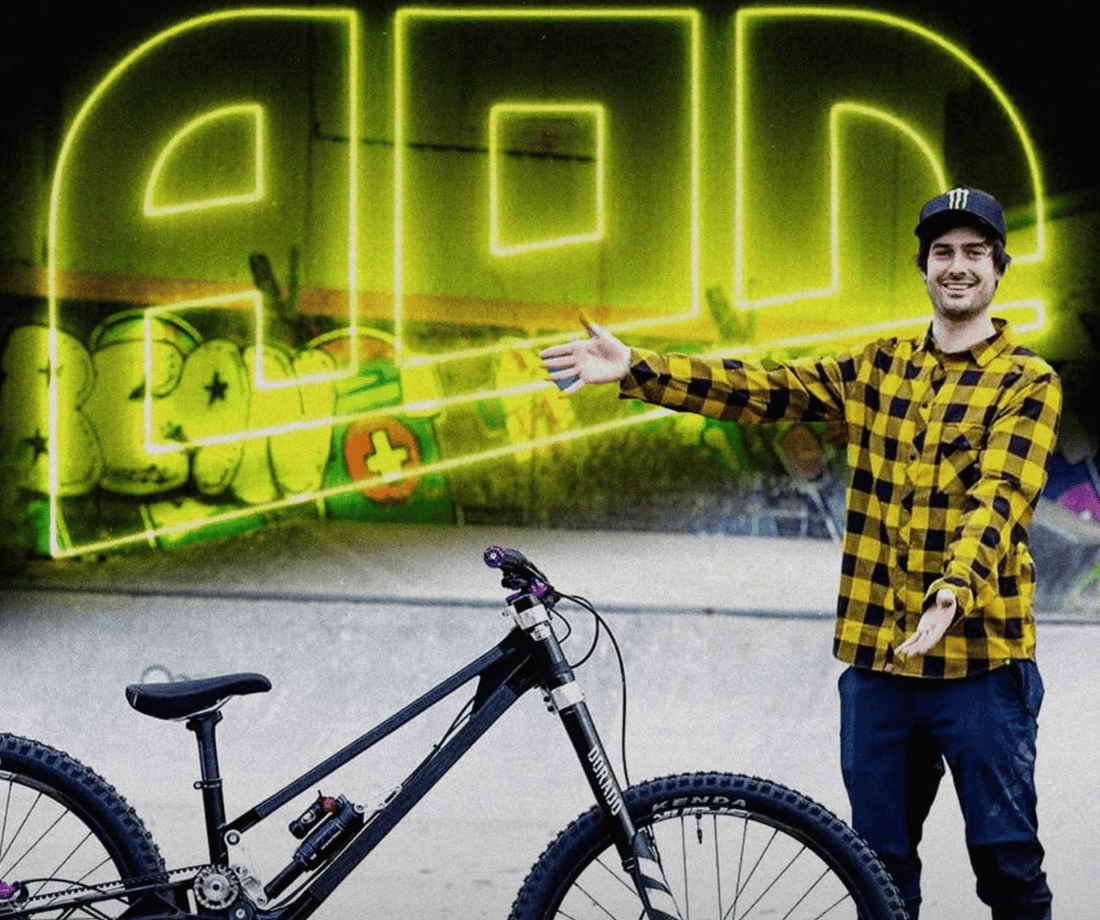 Sam Reynolds Signs With Aon Racing