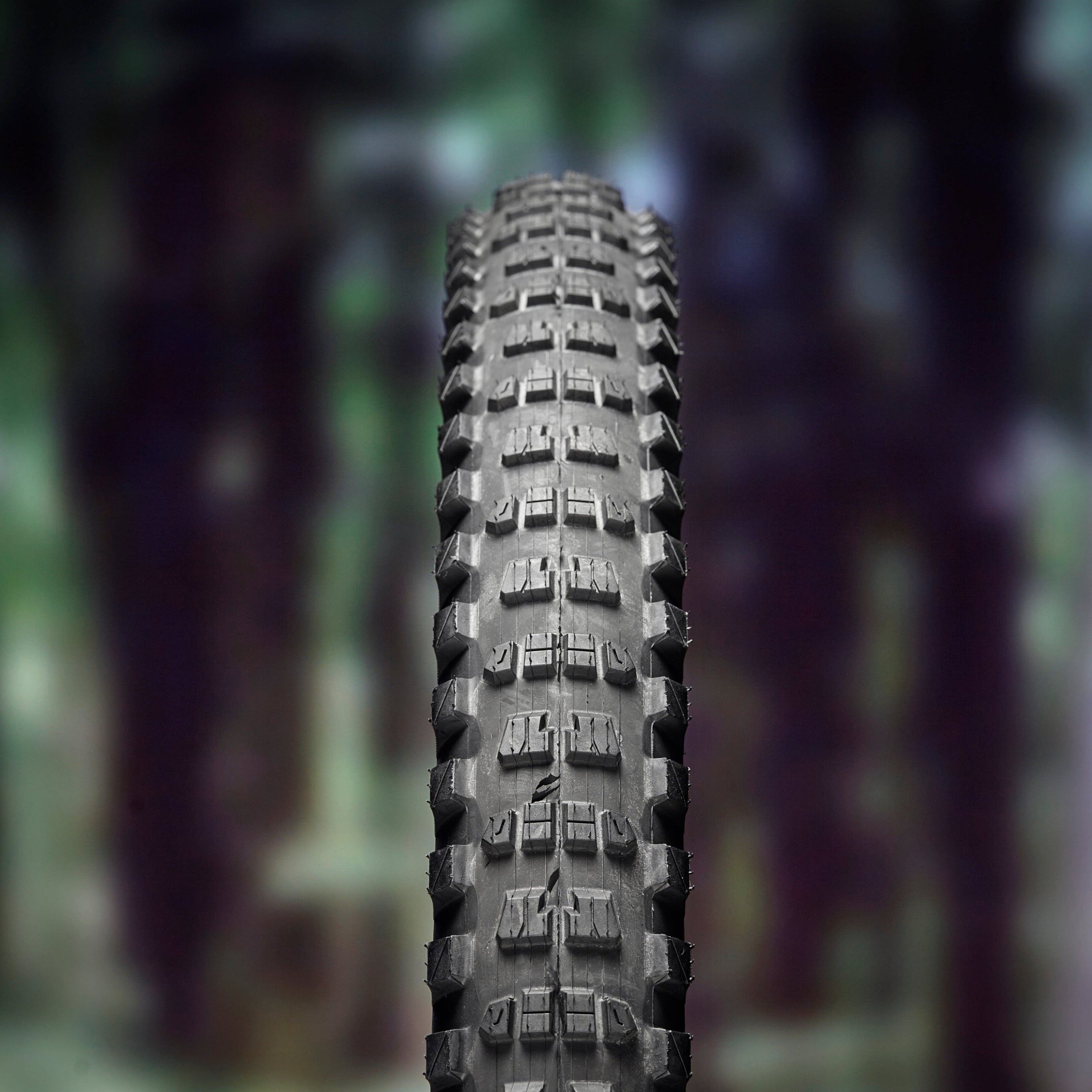 EThirteen Zeppelin Tire